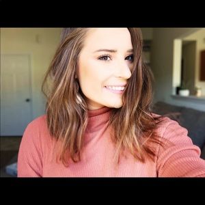 Meet your Posher, Samantha